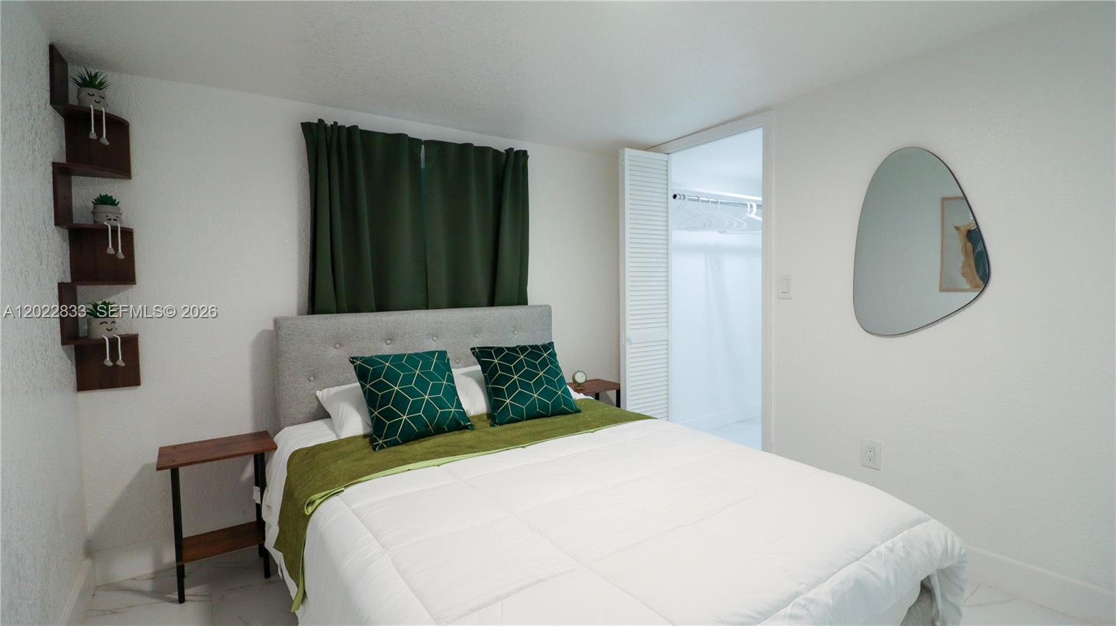 BELLCAMP MANOR - Residential Income