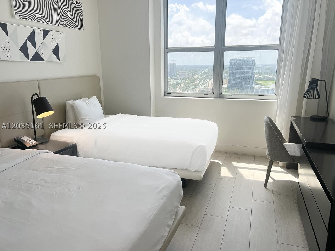 4010 S OCEAN DR R2402