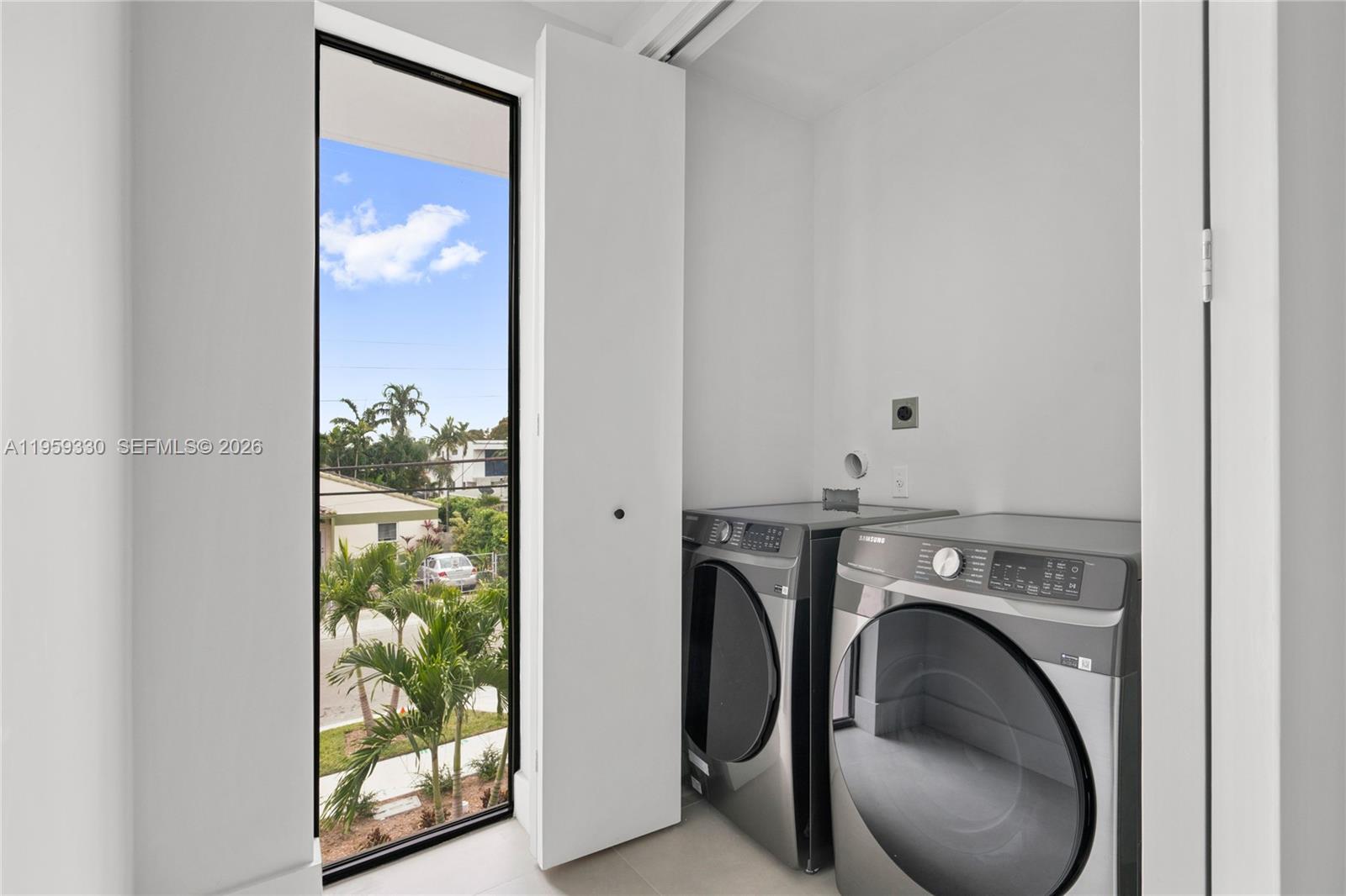 OSCEOLA GROVES - Residential