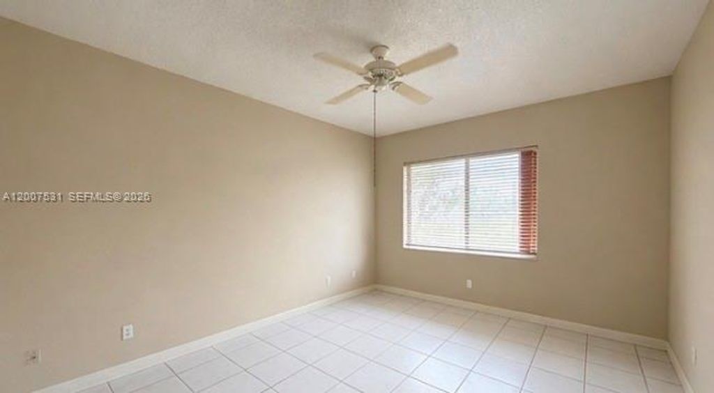 Photo of 900 SW 12th St #110, Fort Lauderdale, FL 33315 (MLS # A12007531)