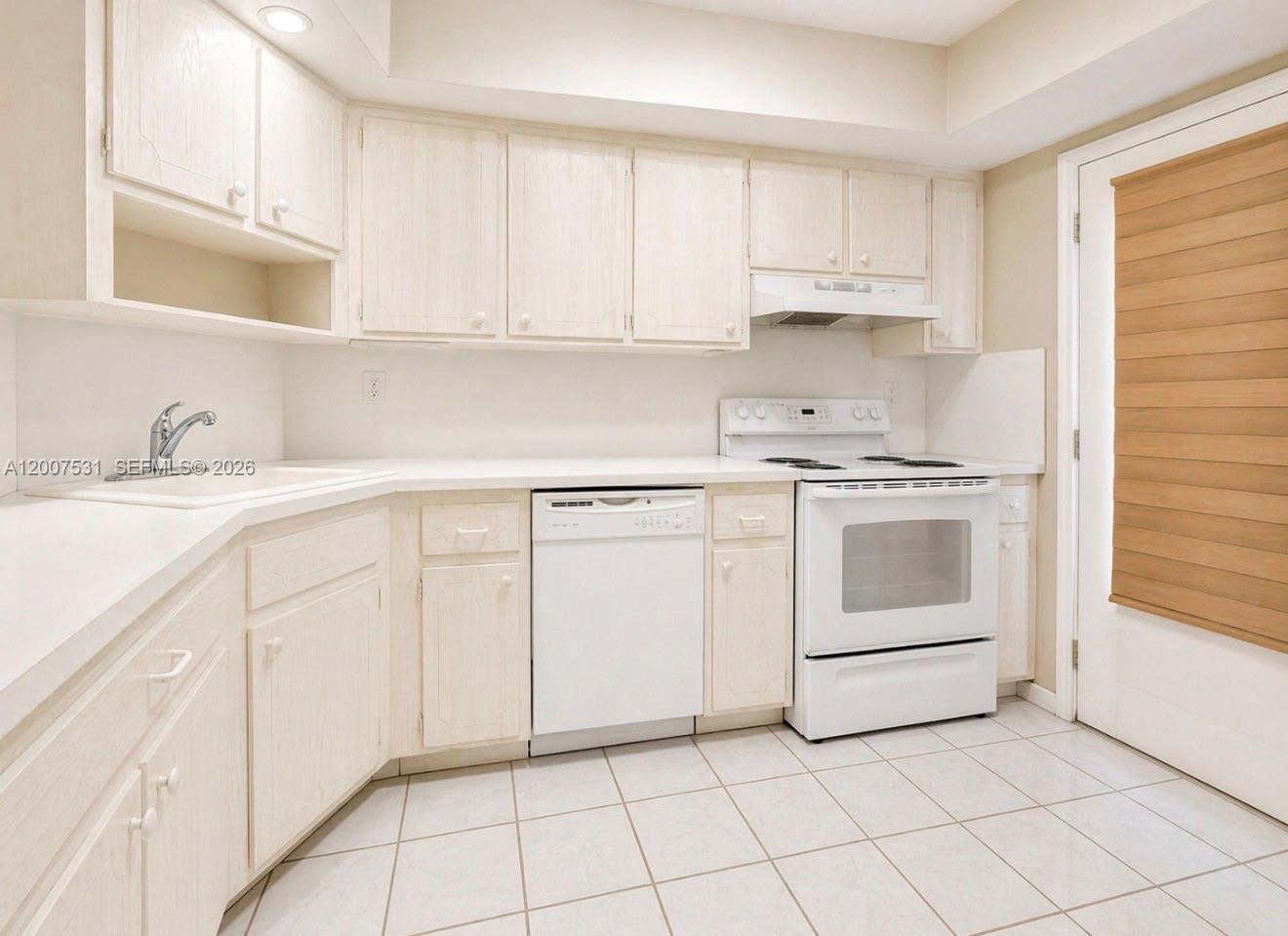 RIO NUEVO A CONDO - Residential