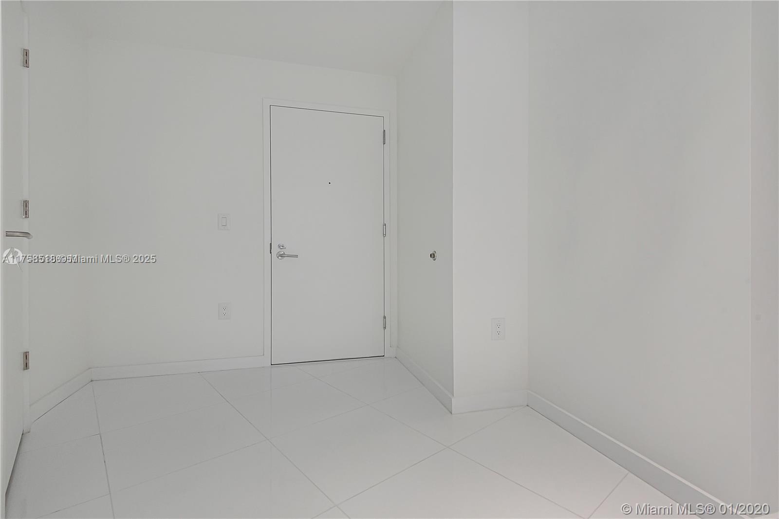 PARAMOUNT MIAMI WORLDCENT - Residential