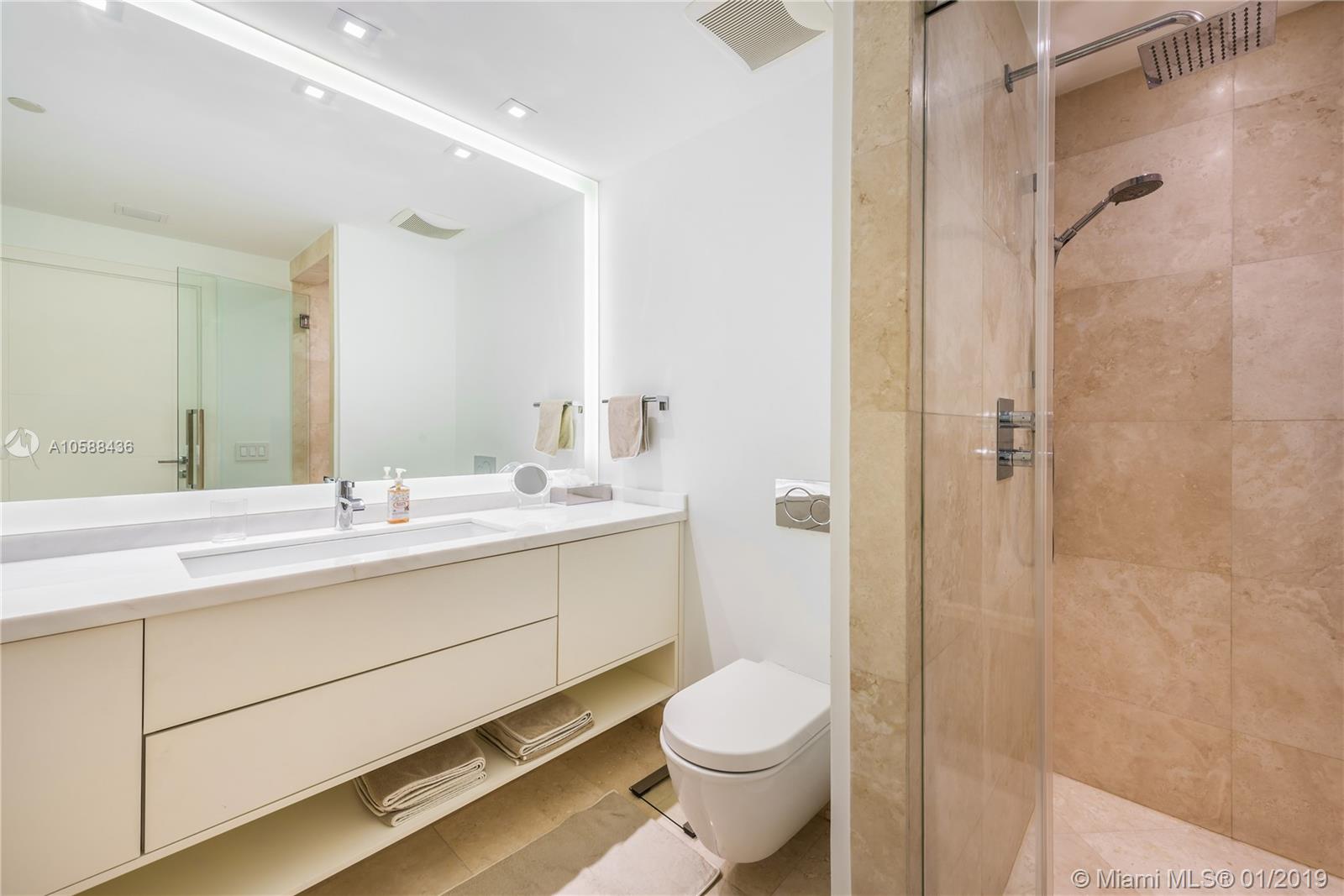 7600 OCEANSIDE AT FISHER - Residential