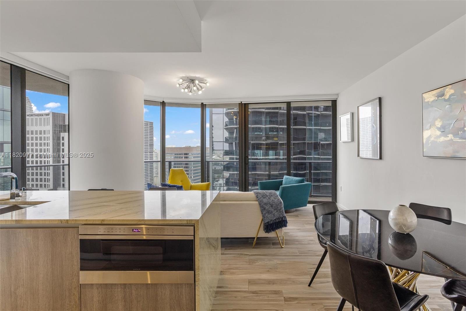 801 SMA RESIDENCES CONDO - Residential