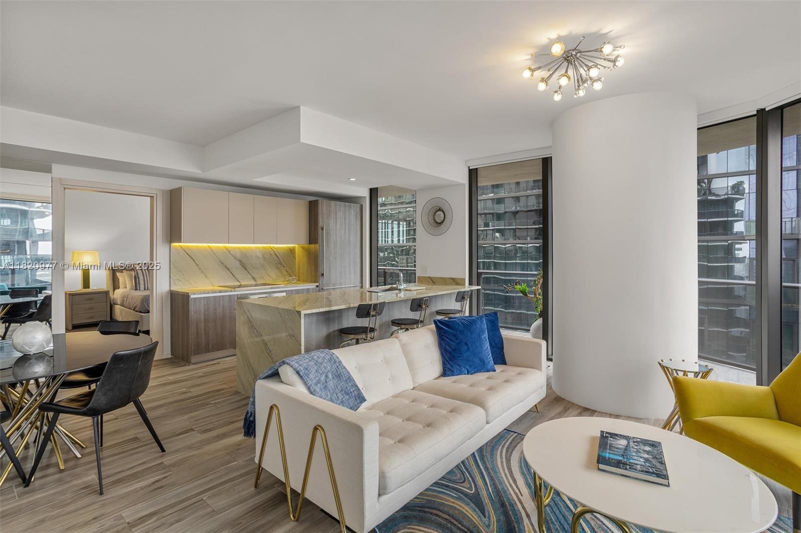 801 SMA RESIDENCES CONDO - Residential