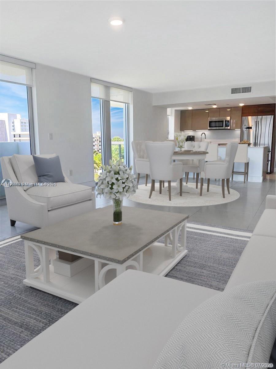 9261 E Bay Harbor Dr 704