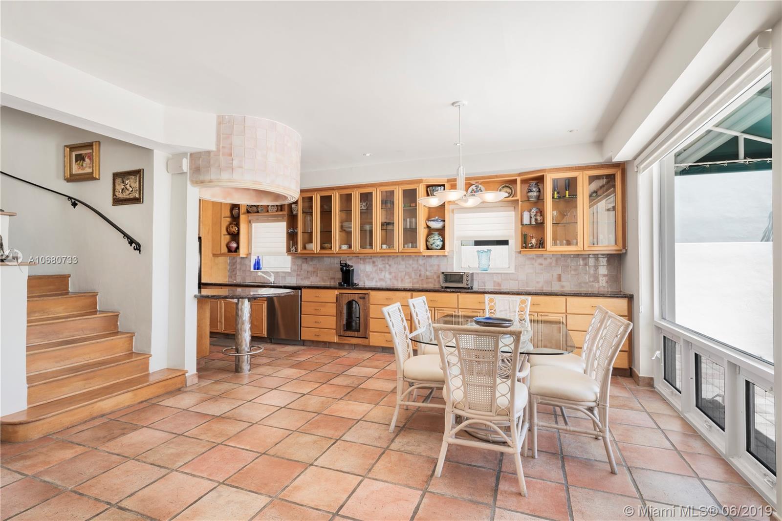 ALTOS DEL MAR NO 1 - Residential