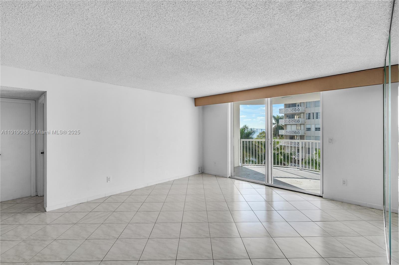 BAYSHORE PLACE CONDO - Residential