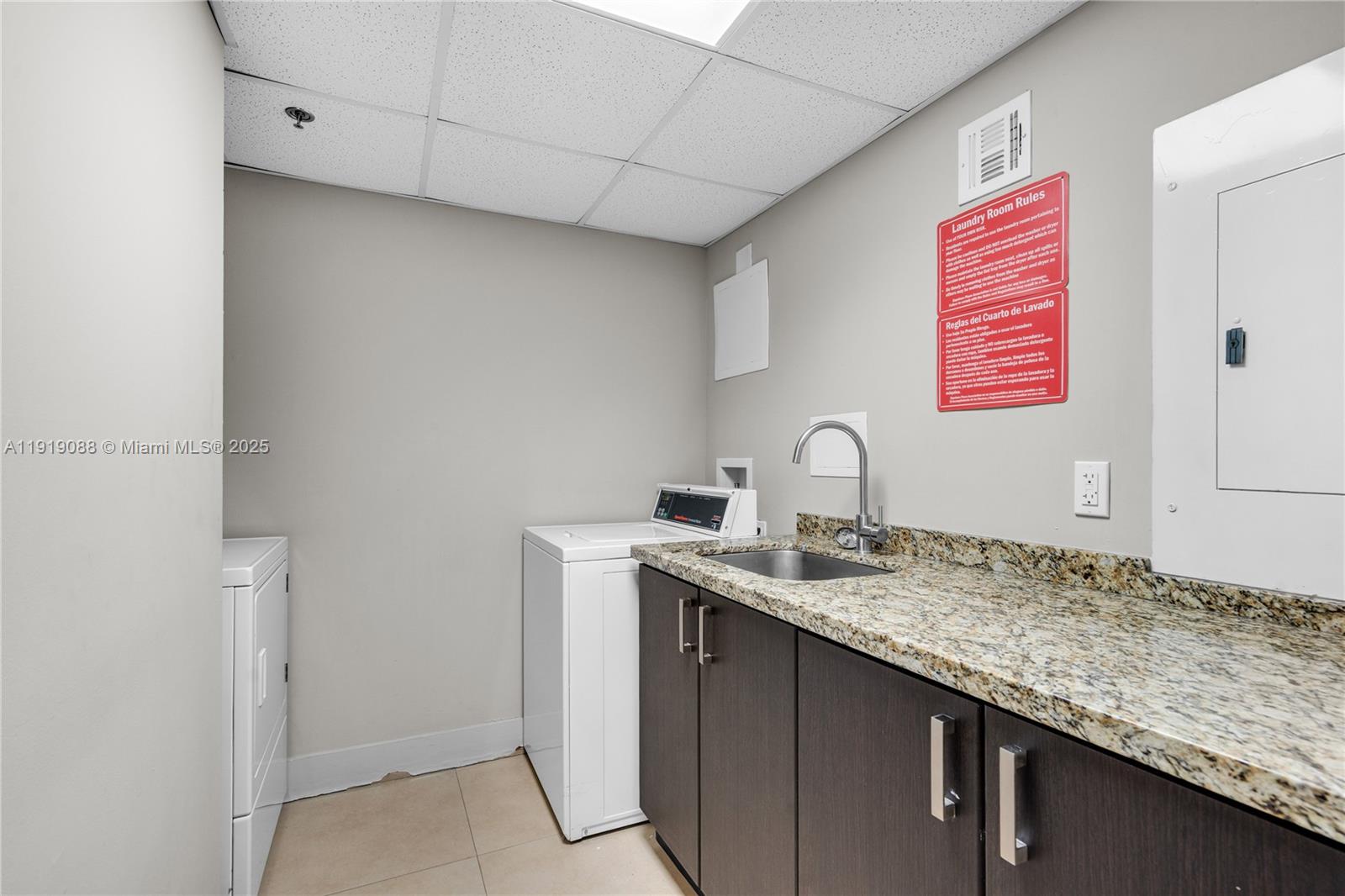 BAYSHORE PLACE CONDO - Residential