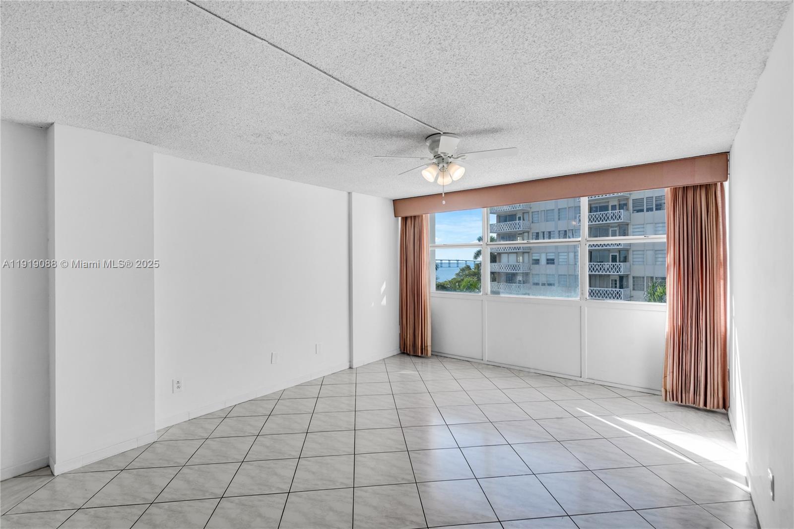BAYSHORE PLACE CONDO - Residential