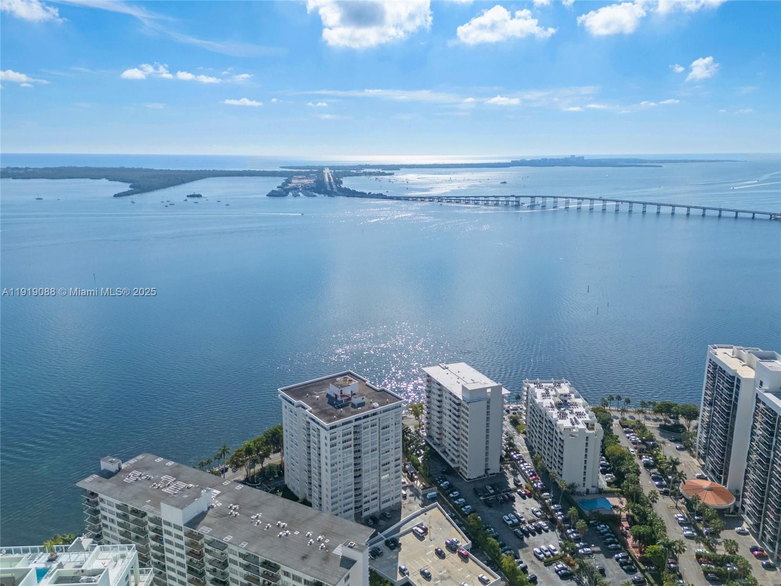 BAYSHORE PLACE CONDO - Residential