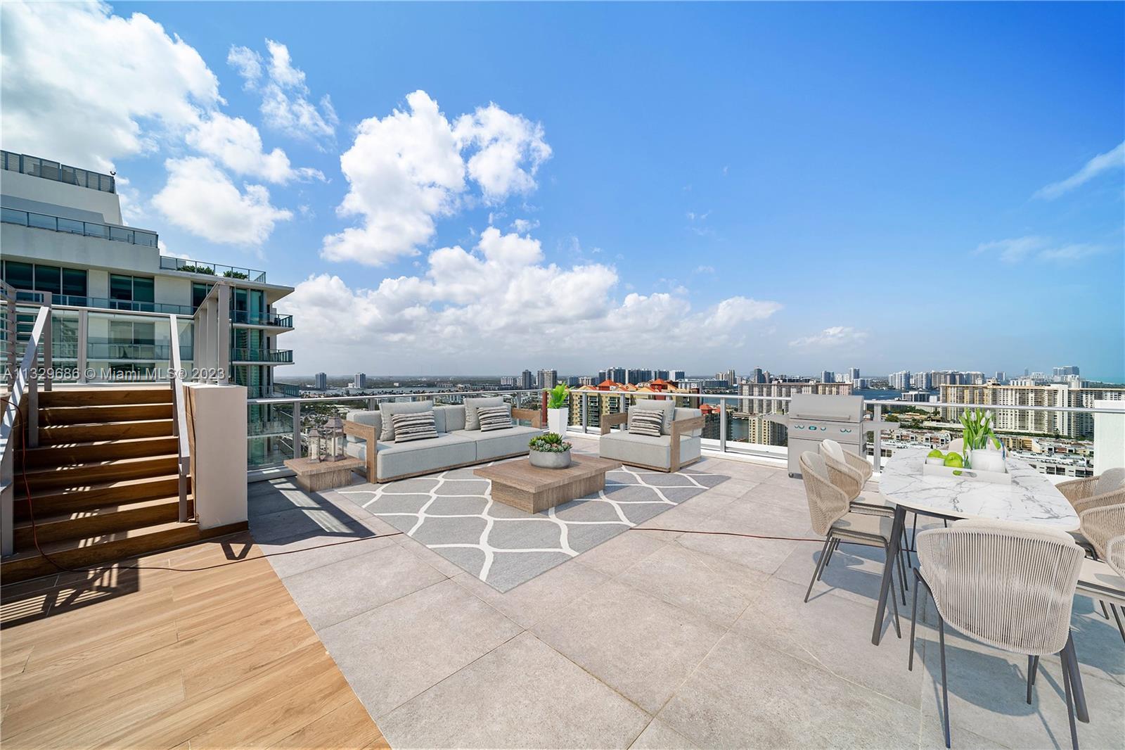 PARQUE TOWERS CONDO - Residential