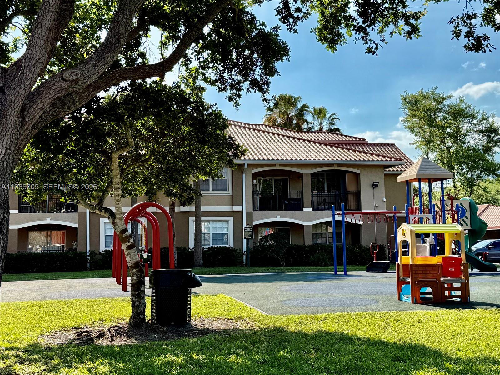 MARQUESA CONDO - Residential Lease