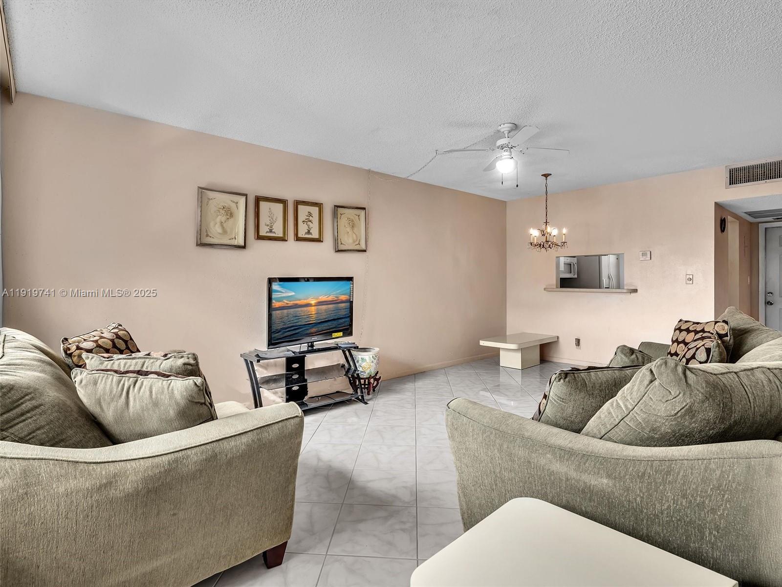 ELDERBERRY GARDENS CONDO - Residential Lease