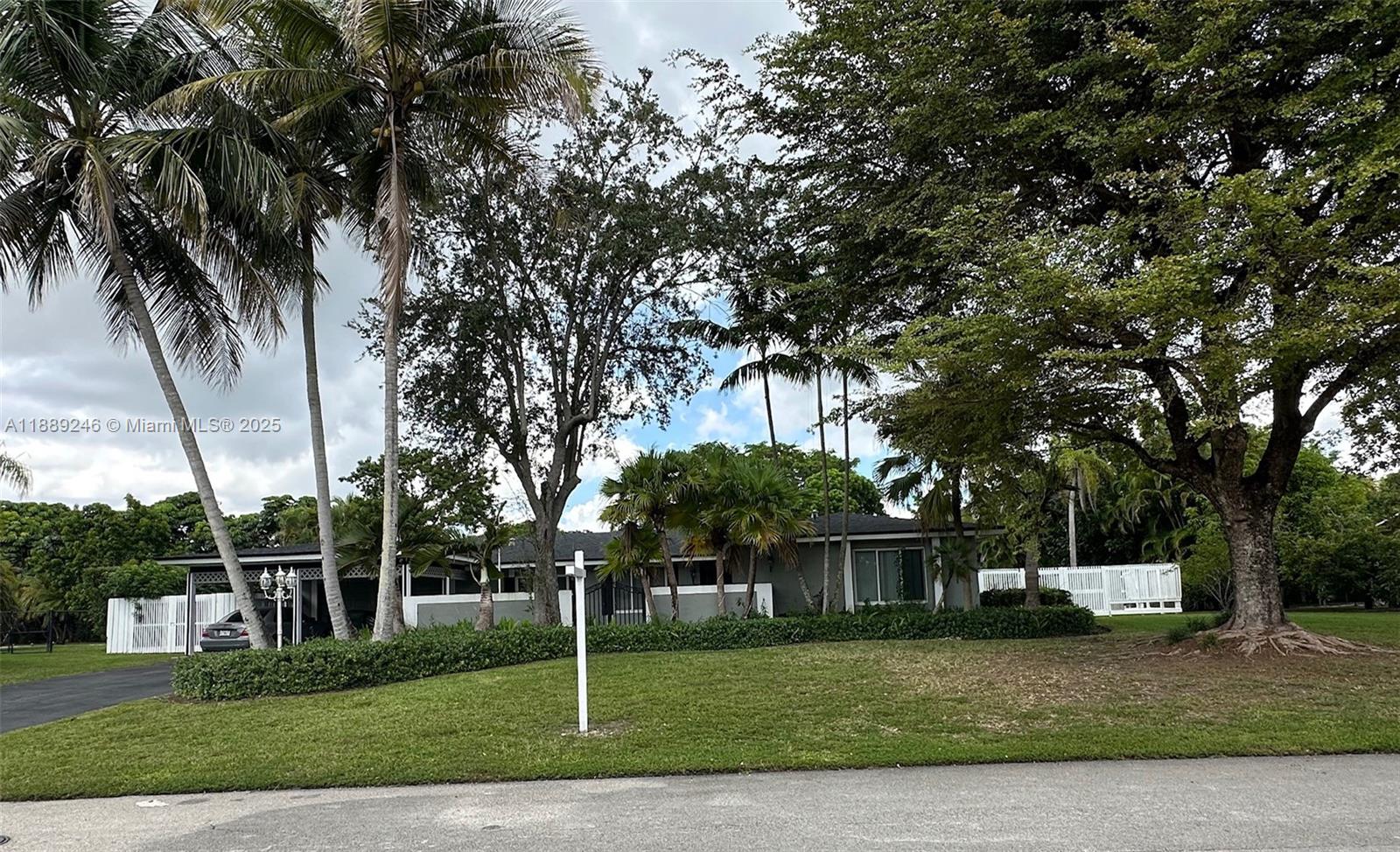 PINE SHORE SEC TWO - Residential