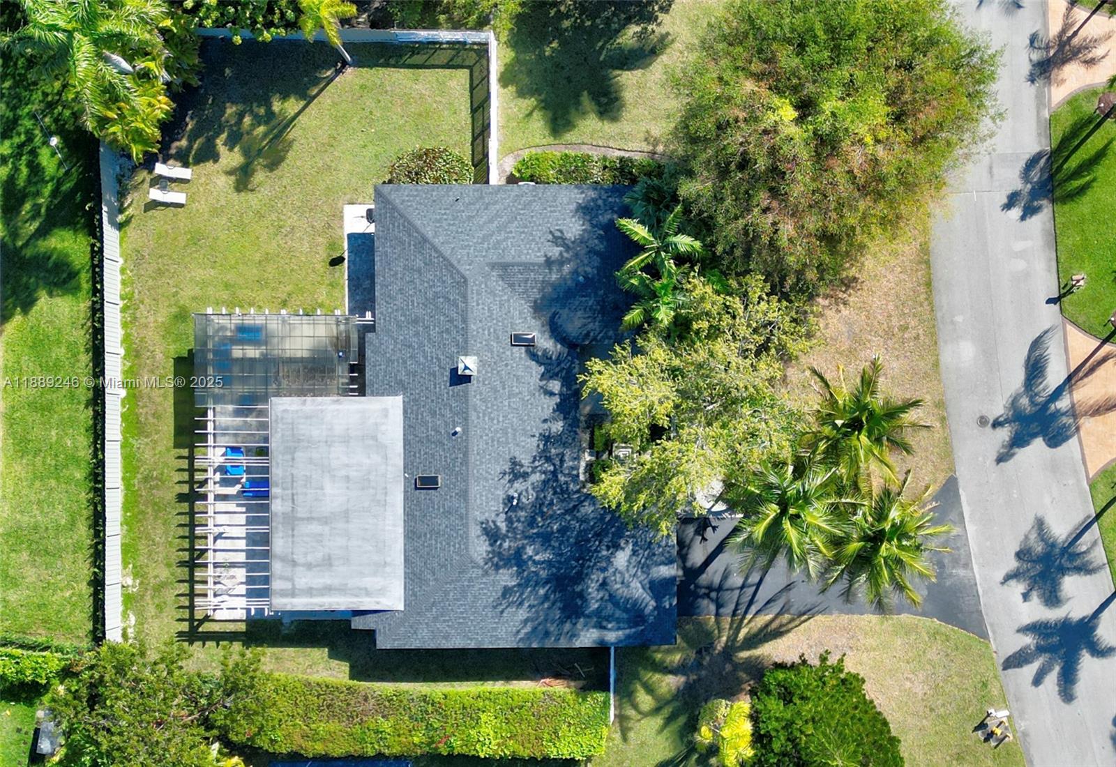 PINE SHORE SEC TWO - Residential