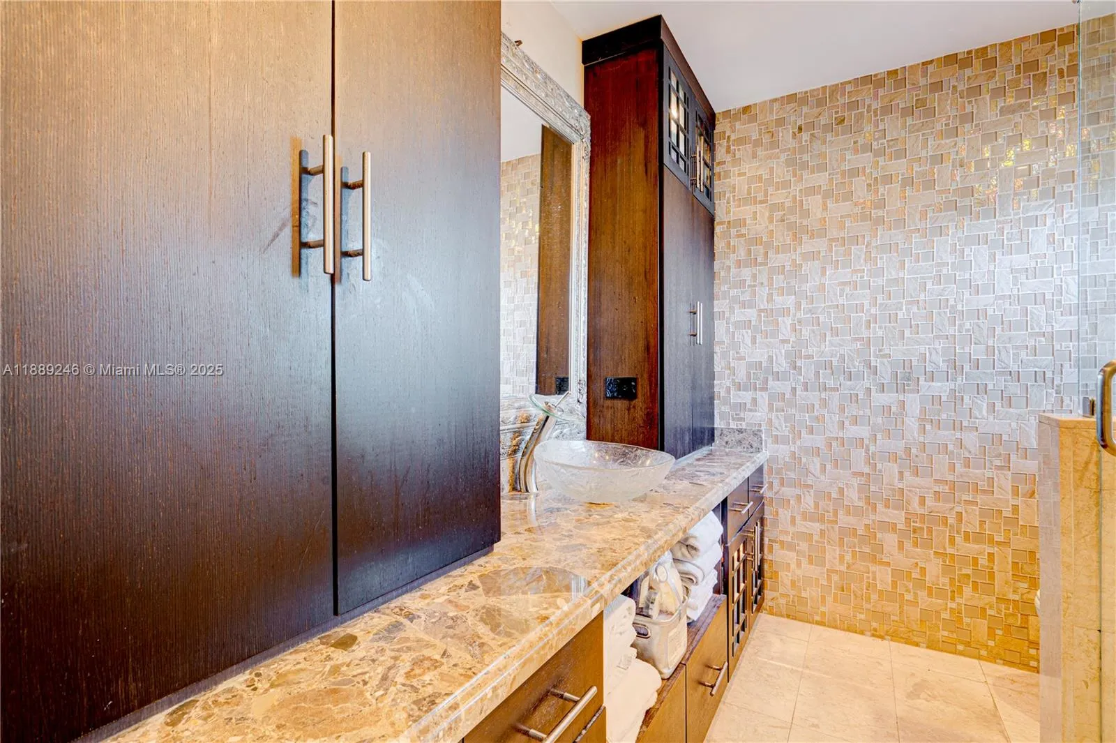 Miami, Florida 33176, United States, 4 Bedrooms Bedrooms, ,2 BathroomsBathrooms,Residential,Active,223825