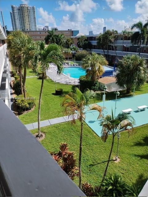 Rental Property at 201 Ne 14th Ave 10C, Hallandale Beach, Broward County, Florida - Bedrooms: 1 
Bathrooms: 1  - $1,600 MO.