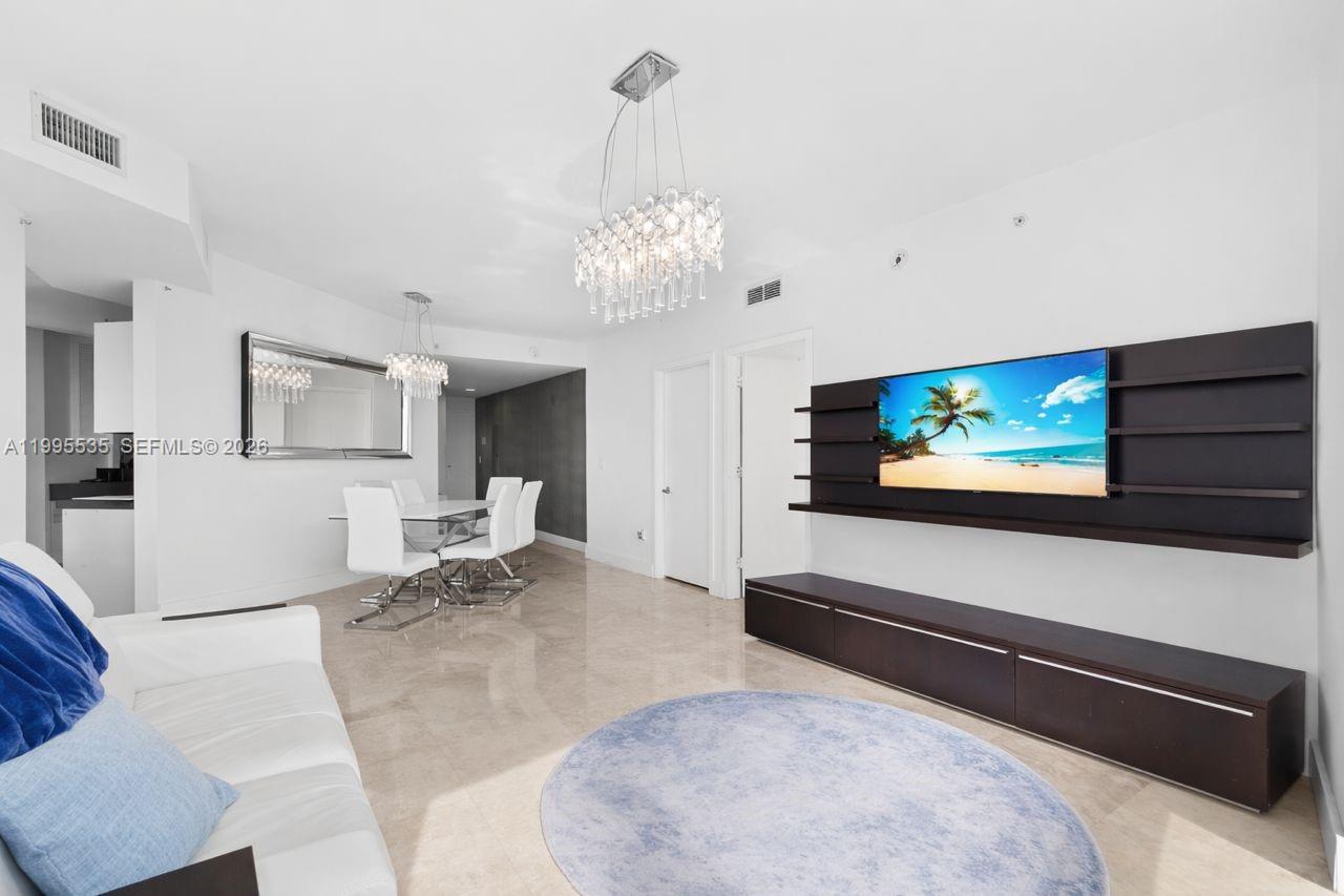 TRUMP ROYALE CONDO - Residential