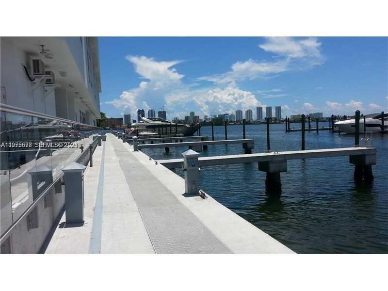 17301 BISCAYNE BLVD#48