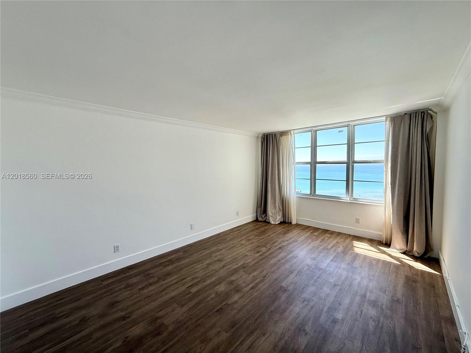 5151 Collins Ave 1626