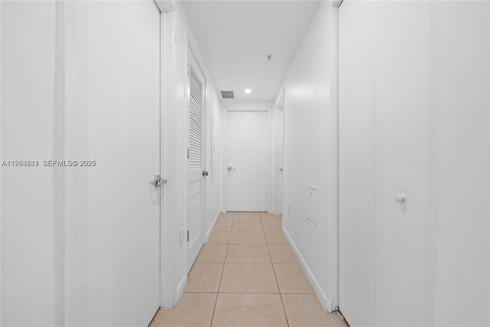 MIDBLOCK MIAMI CONDO - Residential