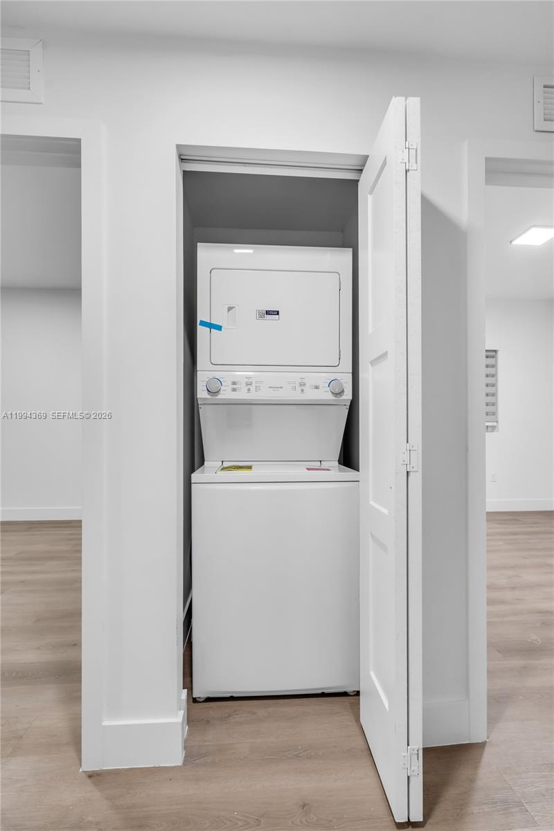 GARDEN CITY - Residential Lease