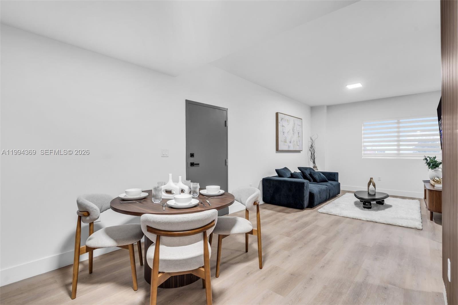 GARDEN CITY - Residential Lease