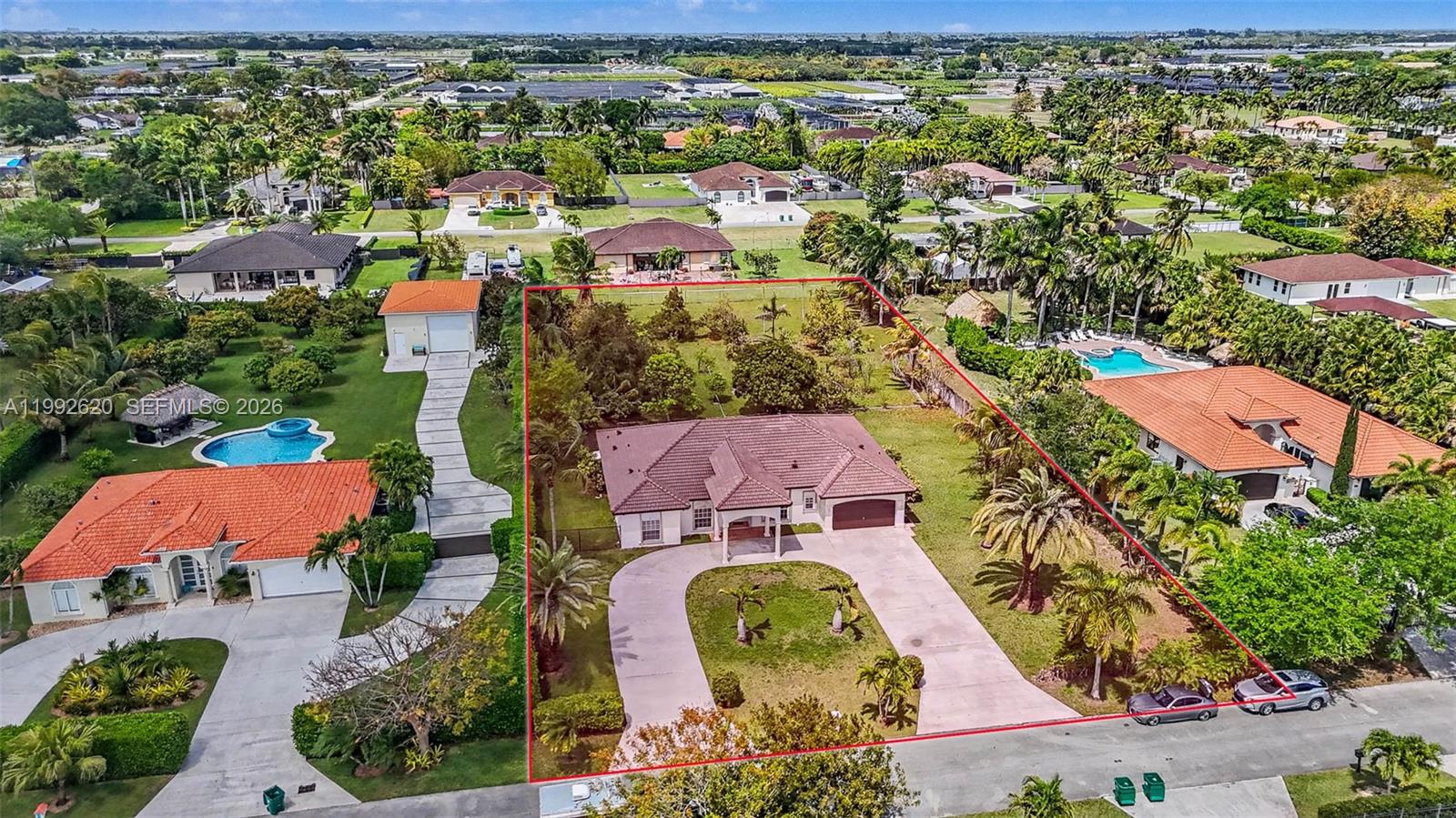 SOUTH KENDALL ESTATES - Residential