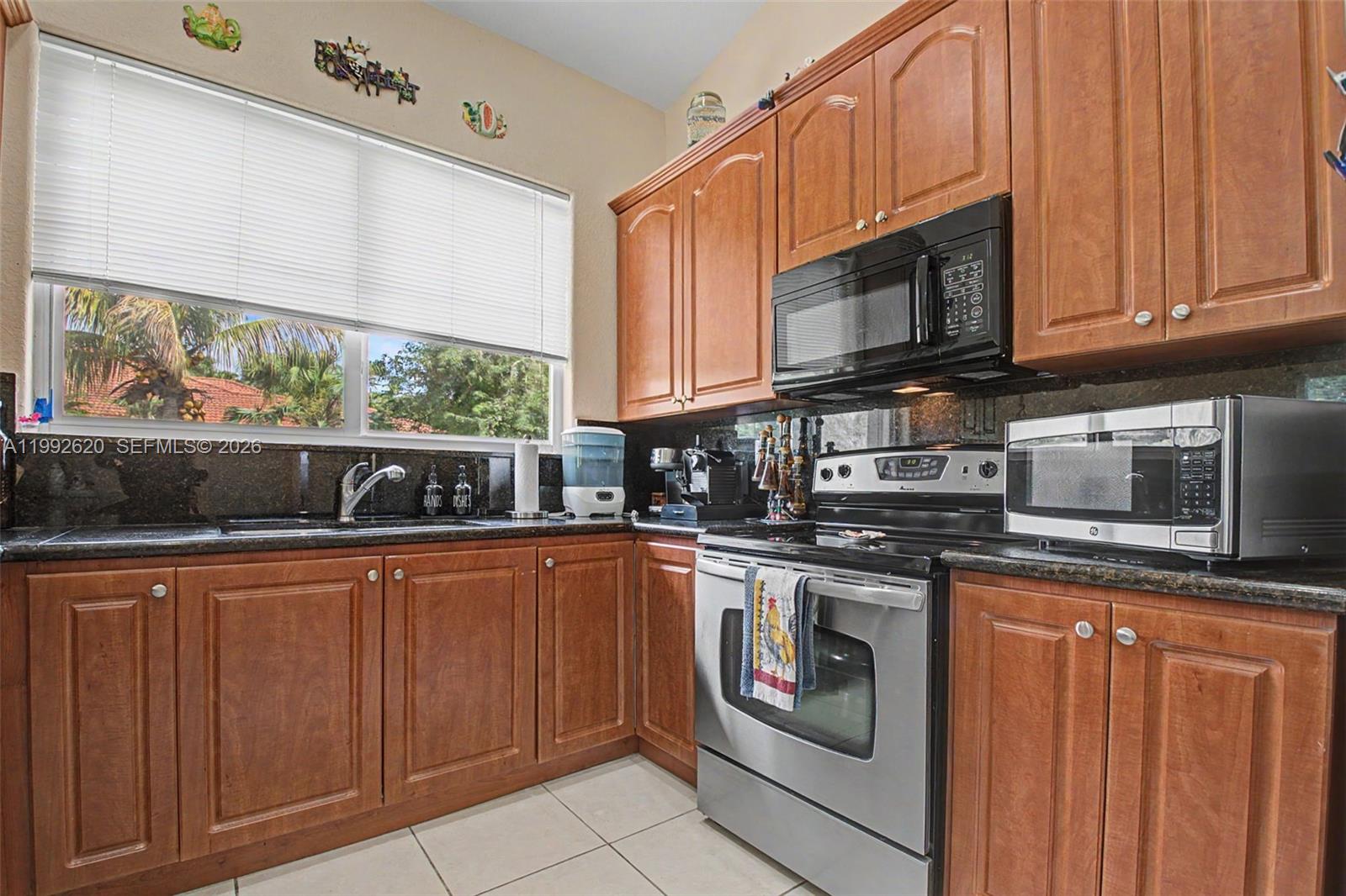 SOUTH KENDALL ESTATES - Residential