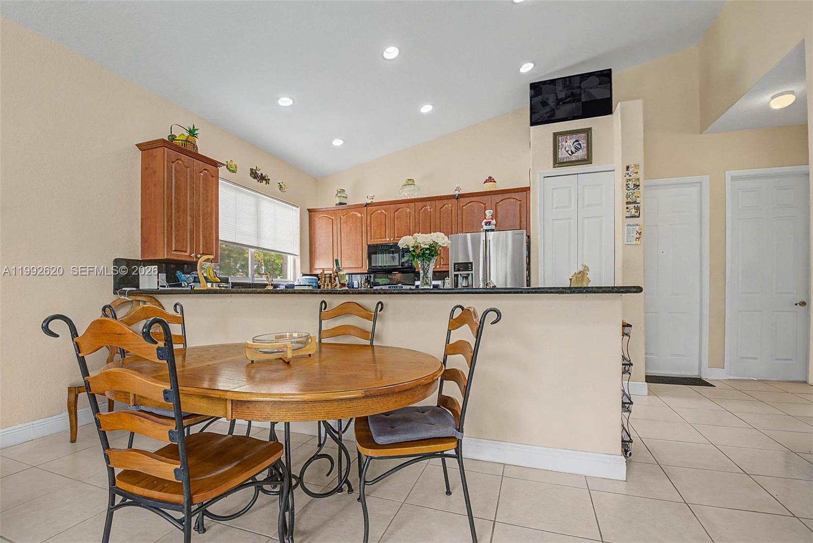 SOUTH KENDALL ESTATES - Residential