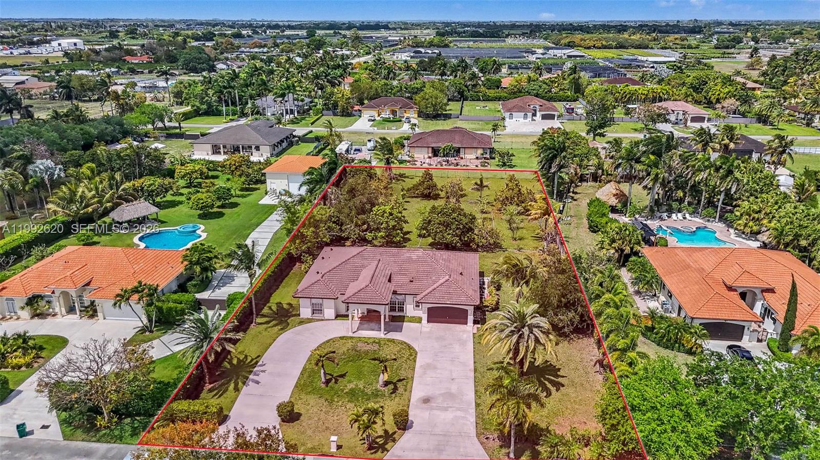 SOUTH KENDALL ESTATES - Residential