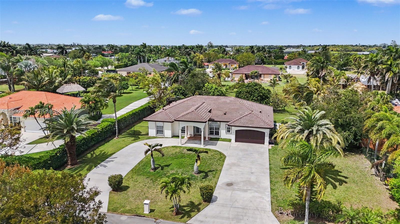 SOUTH KENDALL ESTATES - Residential