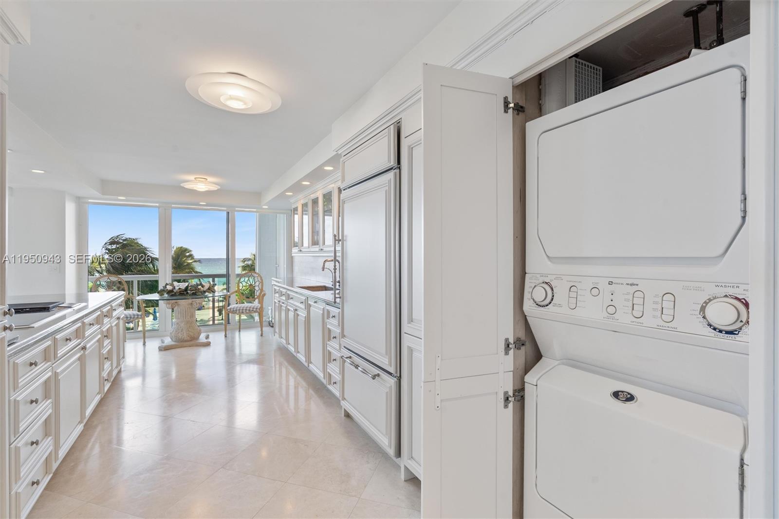 POINT OF AMERICAS - Residential