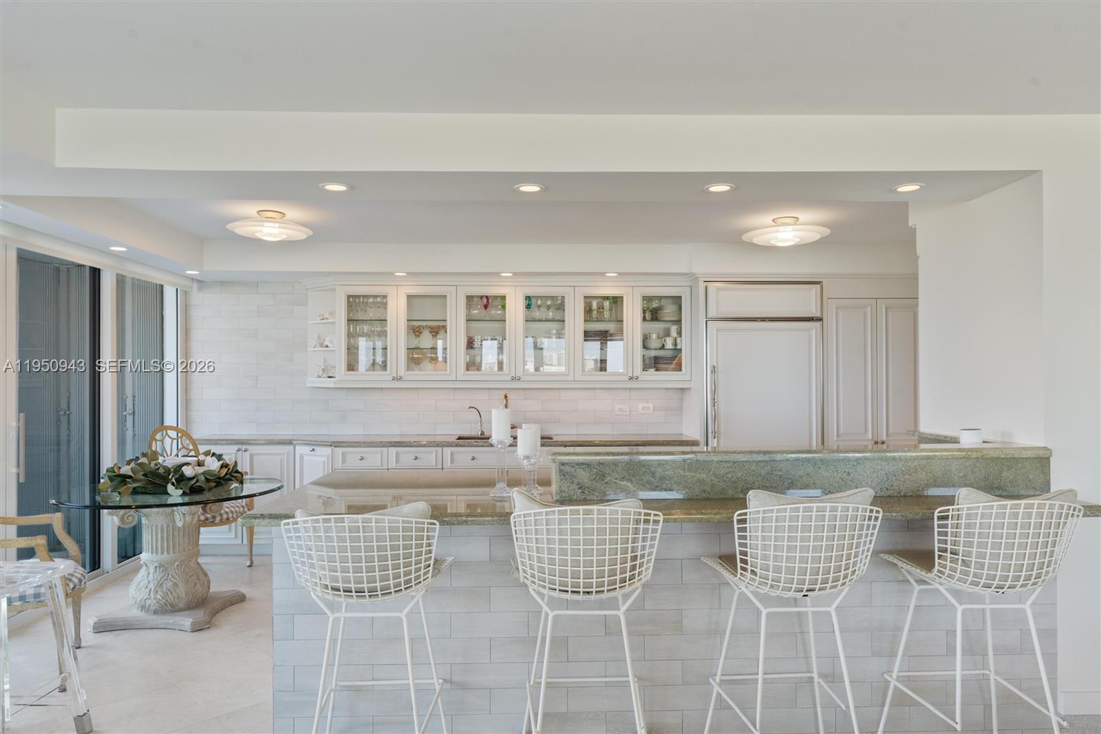 POINT OF AMERICAS - Residential