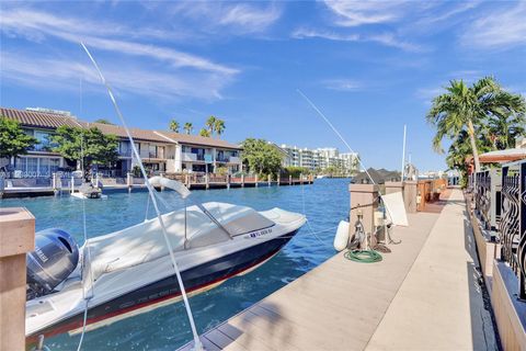 16478 NE 27th Pl 34 Eastern Shores FL 33160