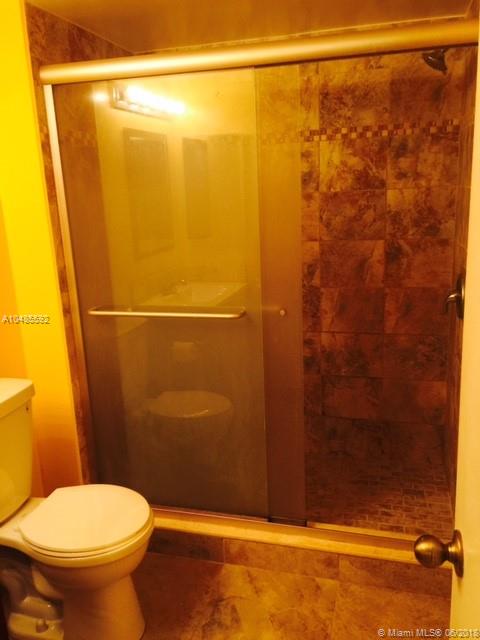 EDGEWATER CONDO - Residential Lease