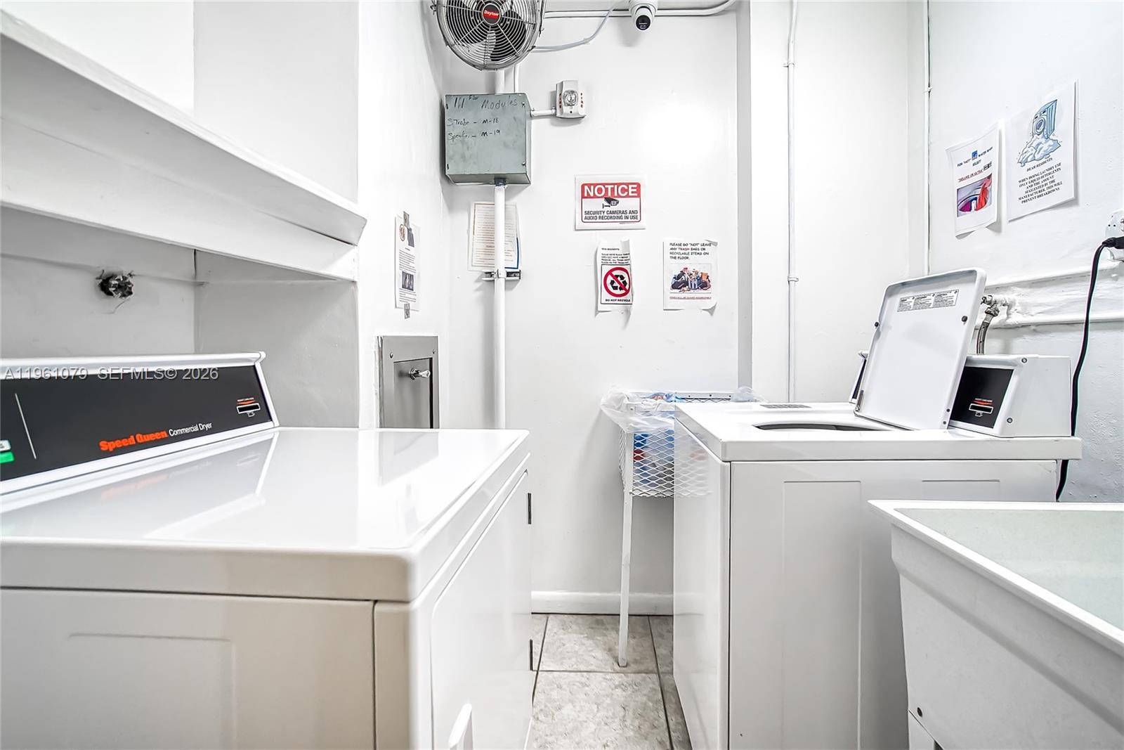 PLAZA TOWERS NORTH CONDO - Residential