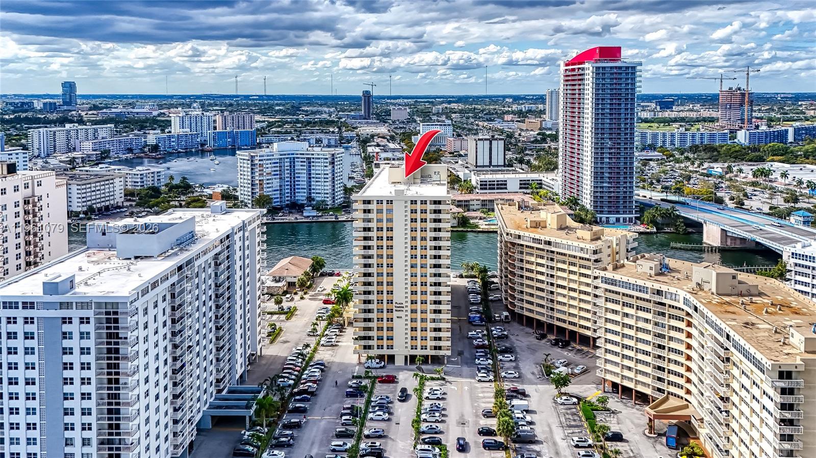 PLAZA TOWERS NORTH CONDO - Residential