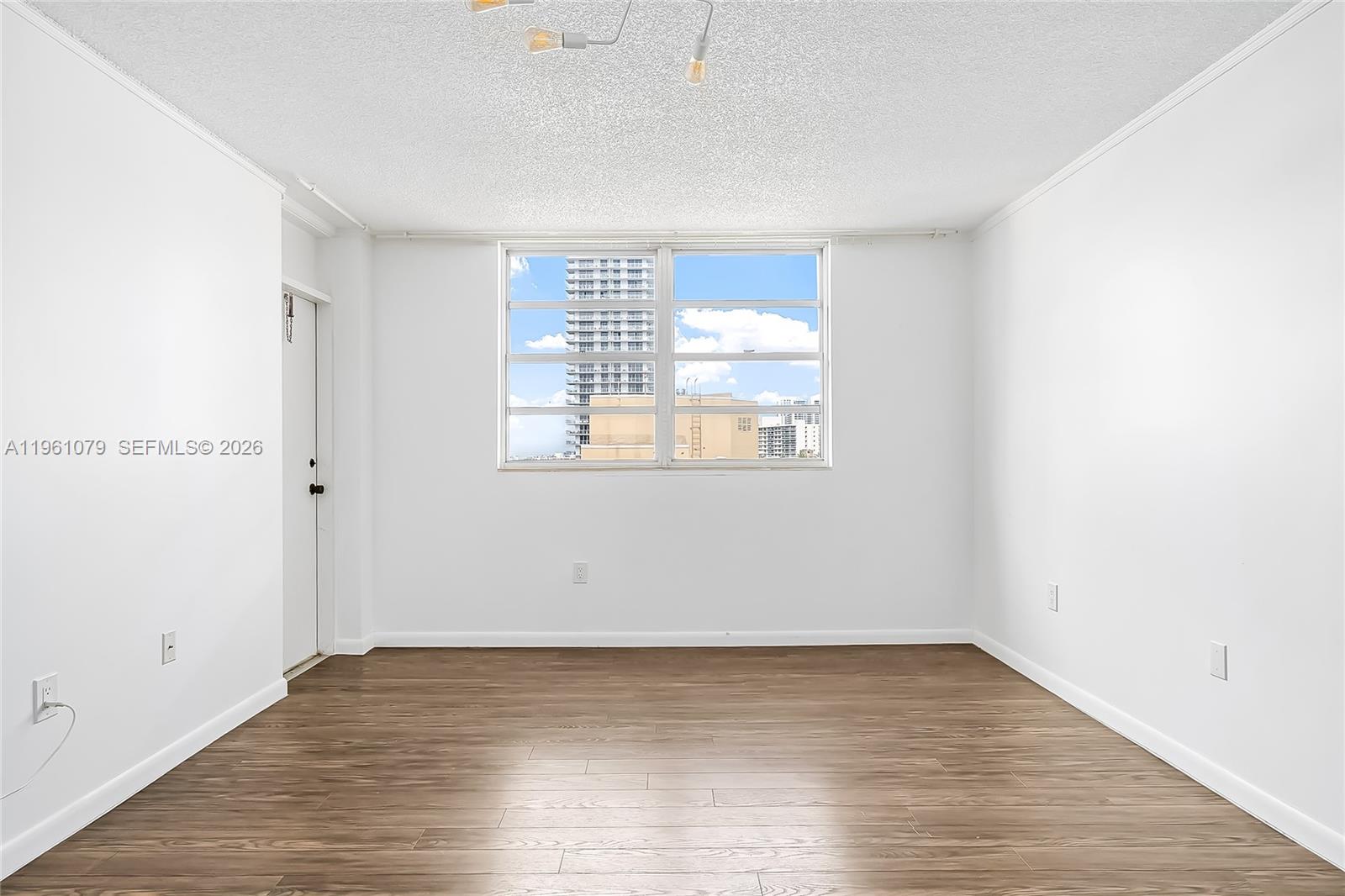 PLAZA TOWERS NORTH CONDO - Residential