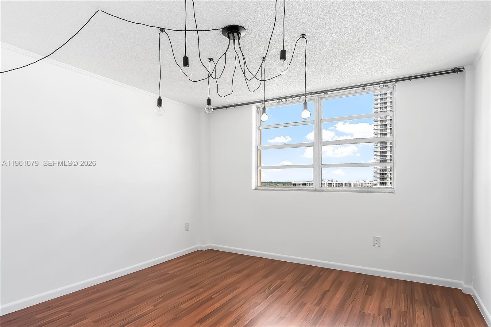 PLAZA TOWERS NORTH CONDO - Residential