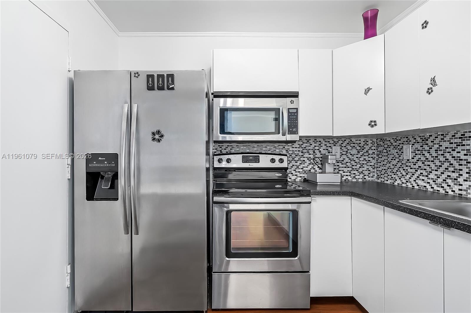 PLAZA TOWERS NORTH CONDO - Residential