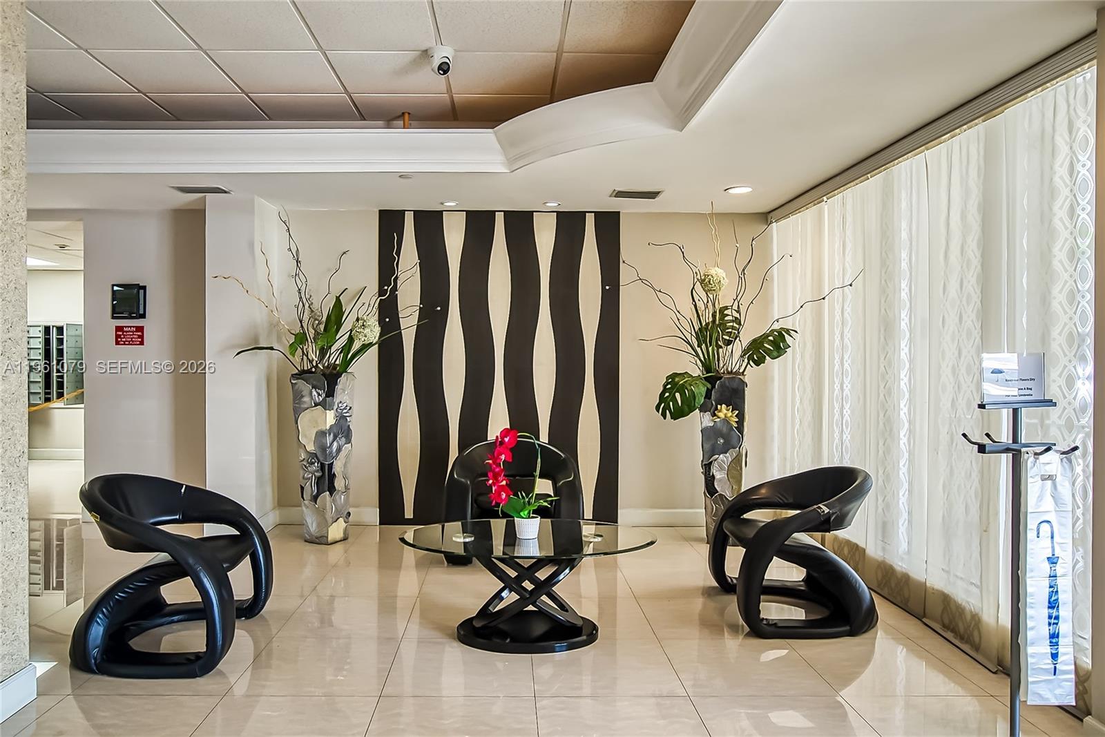 PLAZA TOWERS NORTH CONDO - Residential