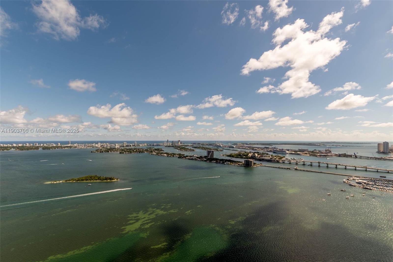 ARIA RESERVE SOUTH - Residential Lease