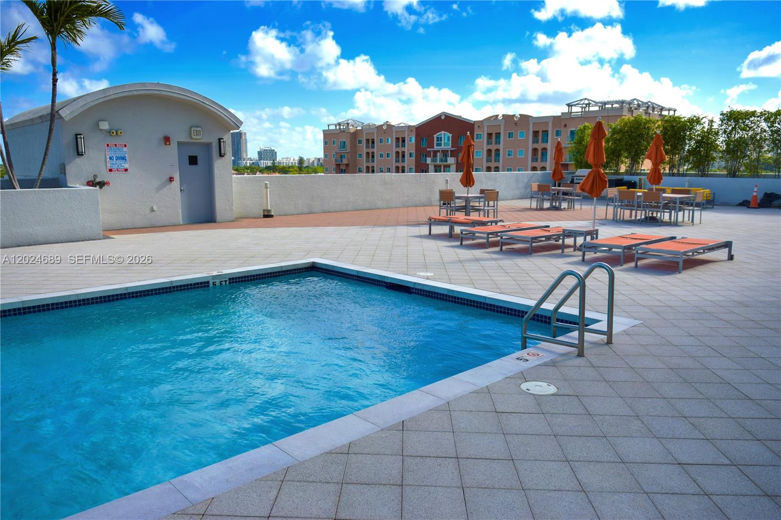 MIDTOWN LOFTS CONDO - Residential