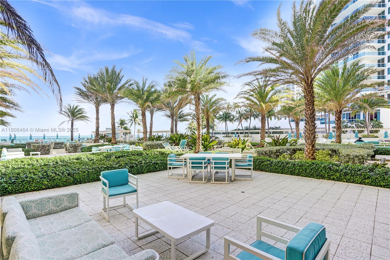 WAVE CONDO - Residential Lease