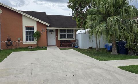Photo of 9716 SW 146th Pl, Miami, FL 33186 (MLS # A12016373)