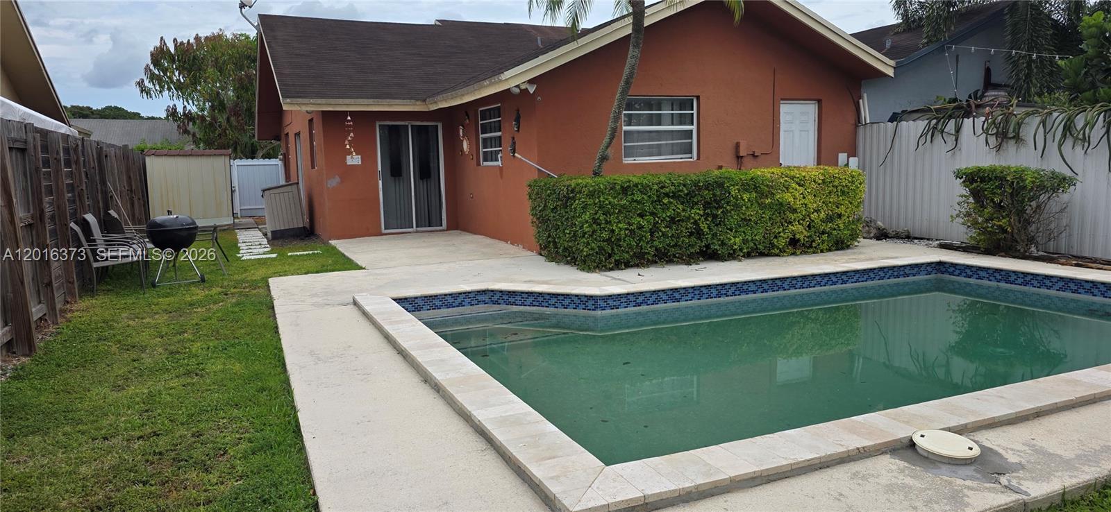 LORMAR I - Residential