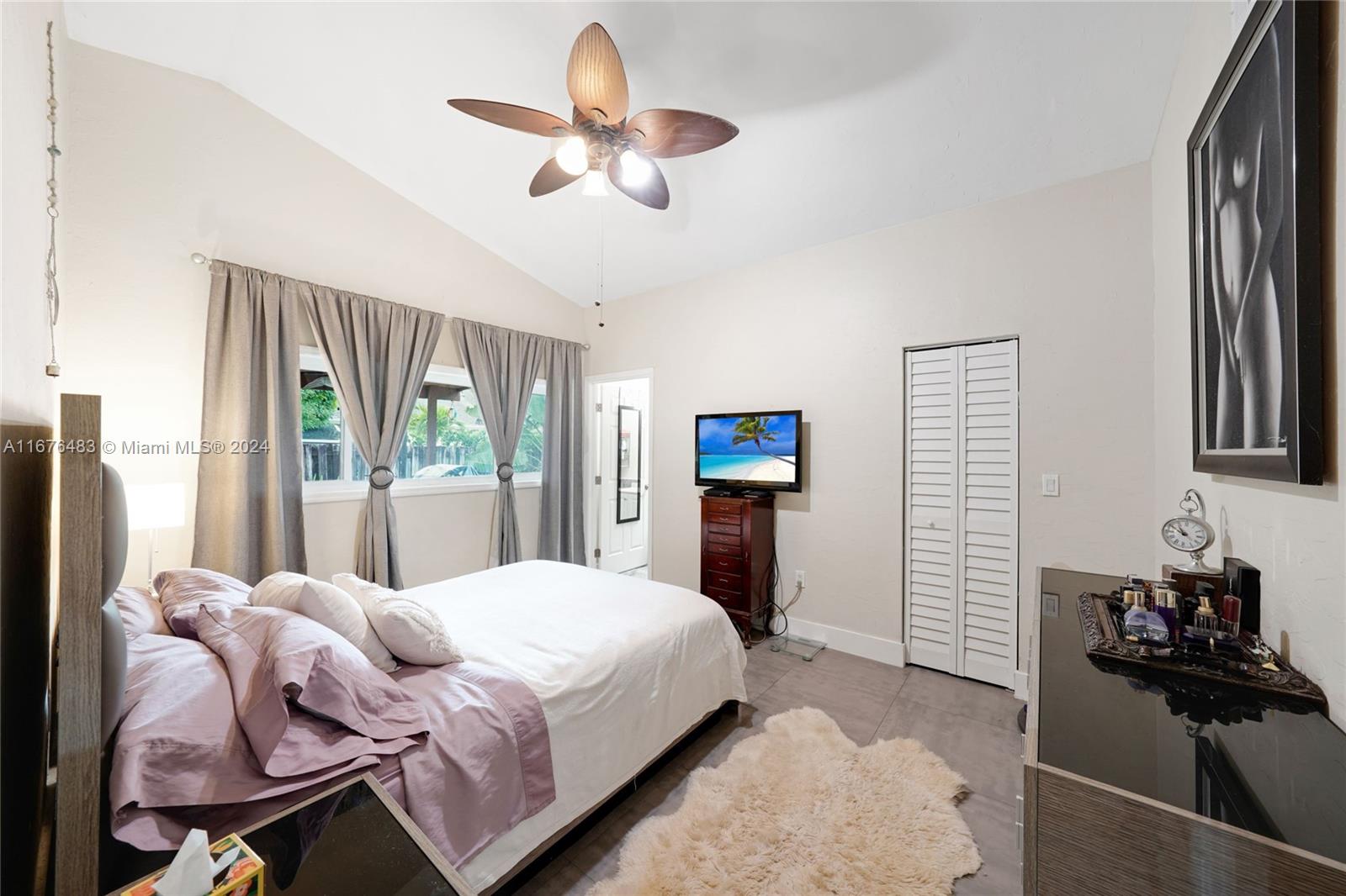 Lakes by the bay - Residential