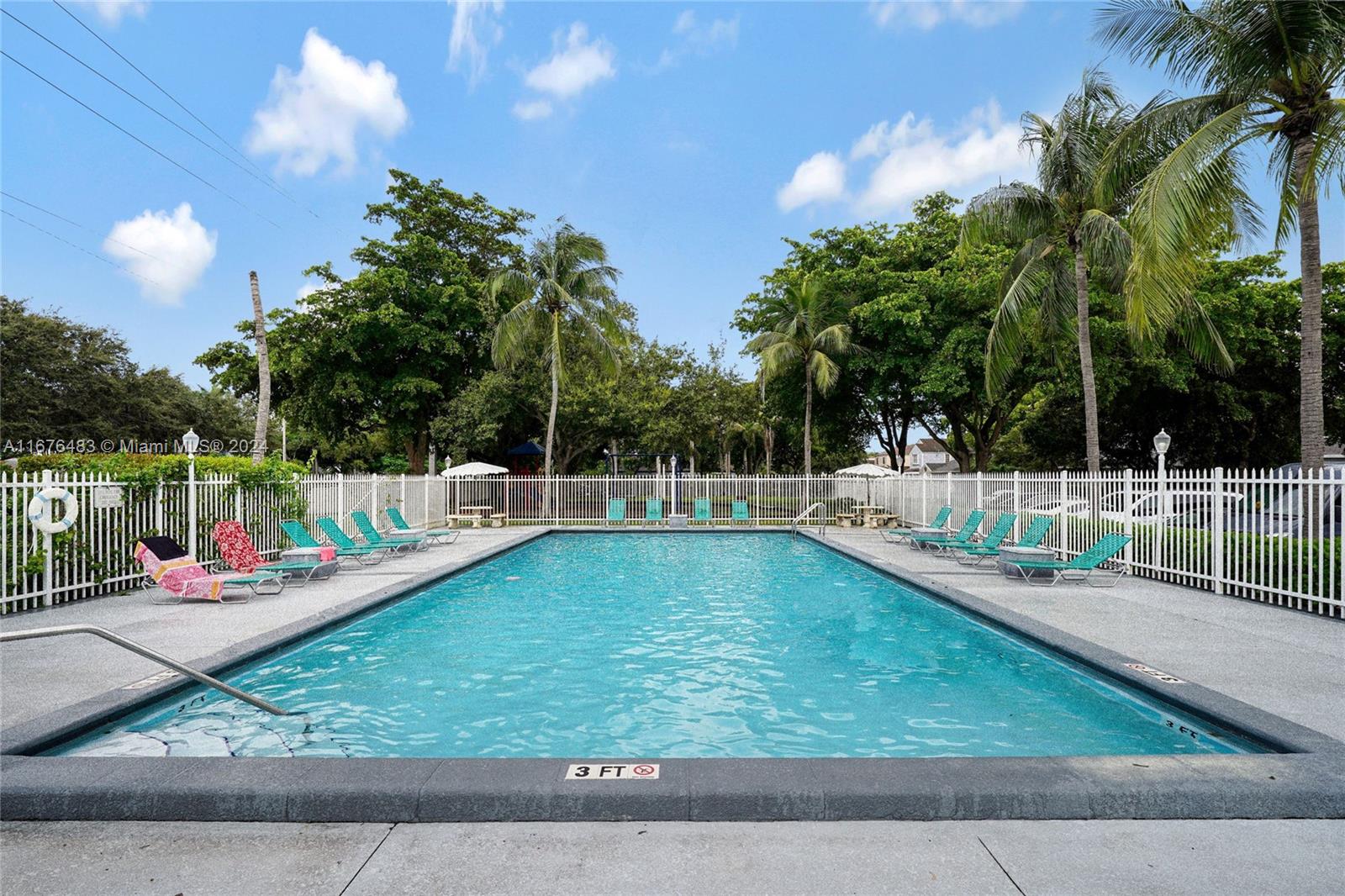 Lakes by the bay - Residential